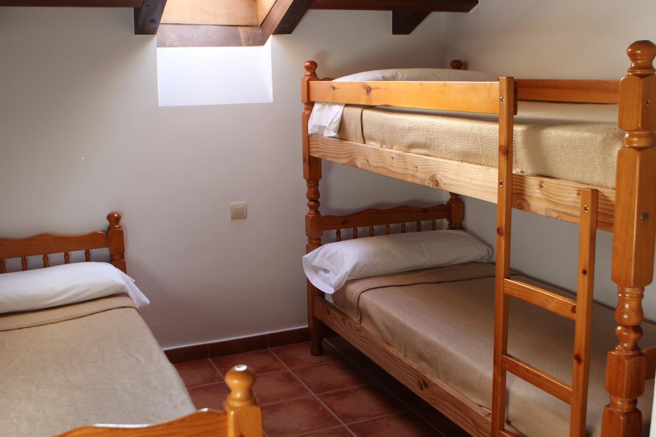 Albergue Cabrales กาเรญา เด กาบราเลส ภายนอก รูปภาพ