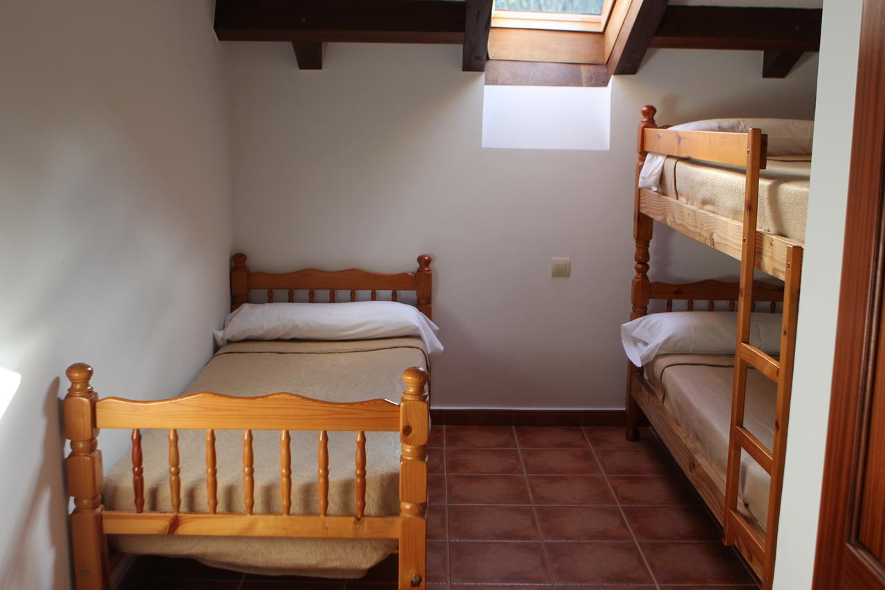 Albergue Cabrales กาเรญา เด กาบราเลส ภายนอก รูปภาพ